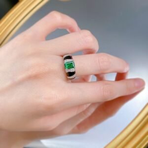 Elegant-S925-Sterling-Silver-Rectangular-Emerald-Ring-2.jpg