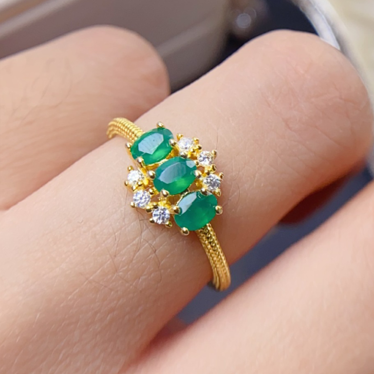 Colombian Emeralds vs. Zambian Emeralds: Which Is Right for You?