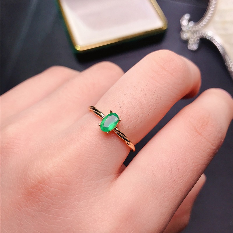 Oval Emerald Cut Ring - Versatile and Elegant