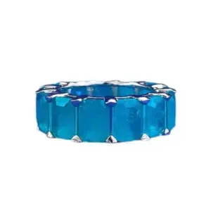 Stunning Rectangular Cut Emerald Ring in 925 Sterling Silver