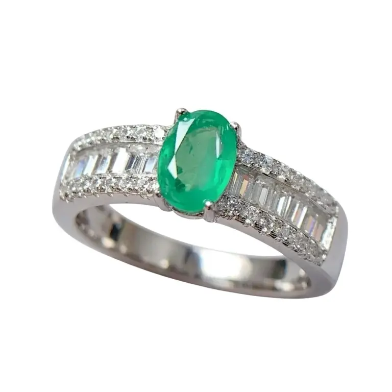 Oval Emerald Ring Engagement Ring Solitaire Ring Anniversary Ring — emerald ring